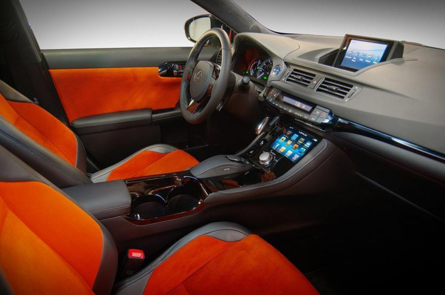  Lexus CT200h by Five Axis 2011 года  (фото 2 из 3)